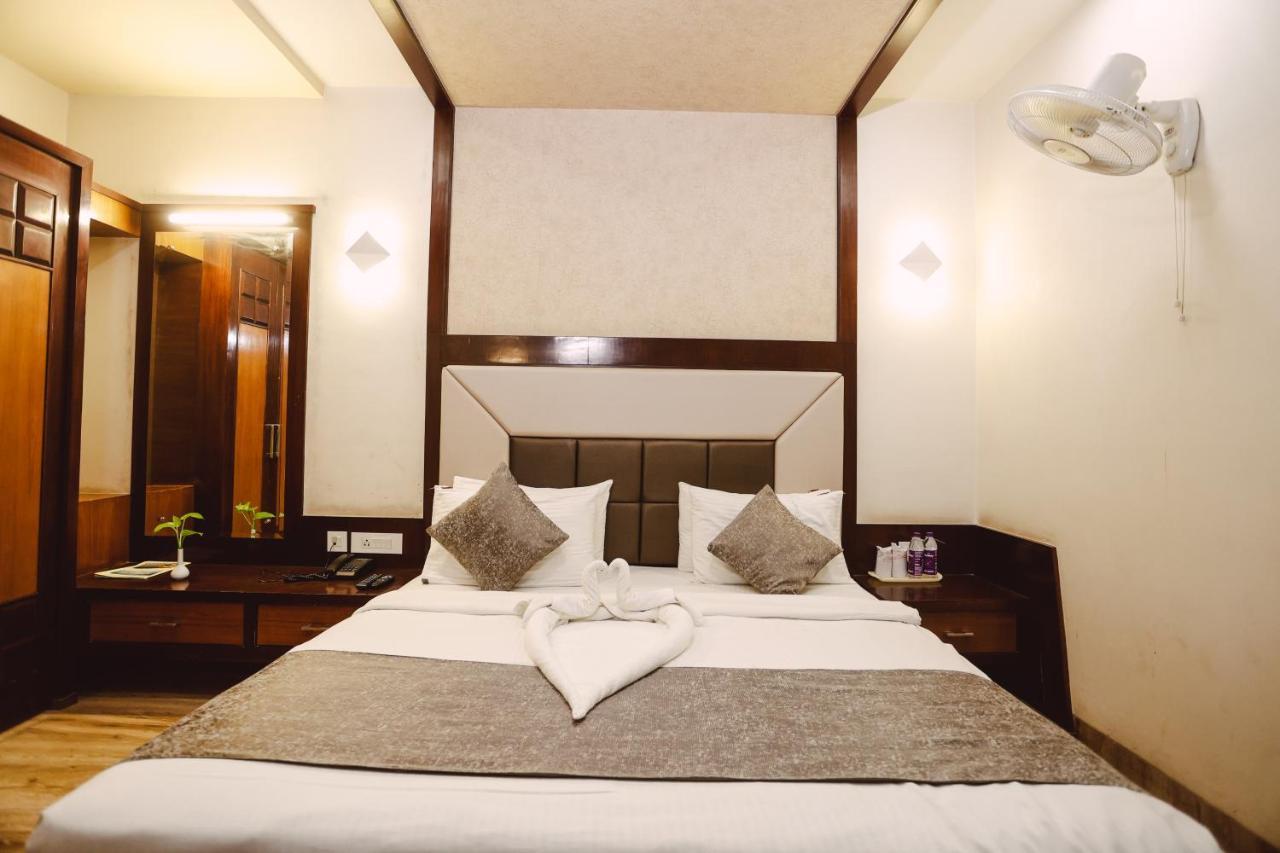 The Land Mark Varanasi Exterior photo