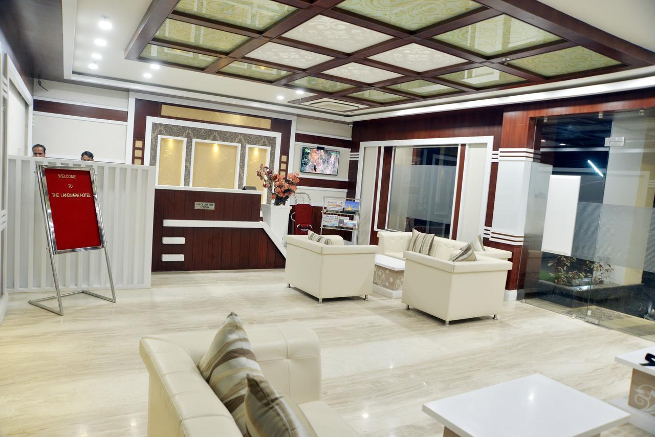 The Land Mark Varanasi Exterior photo