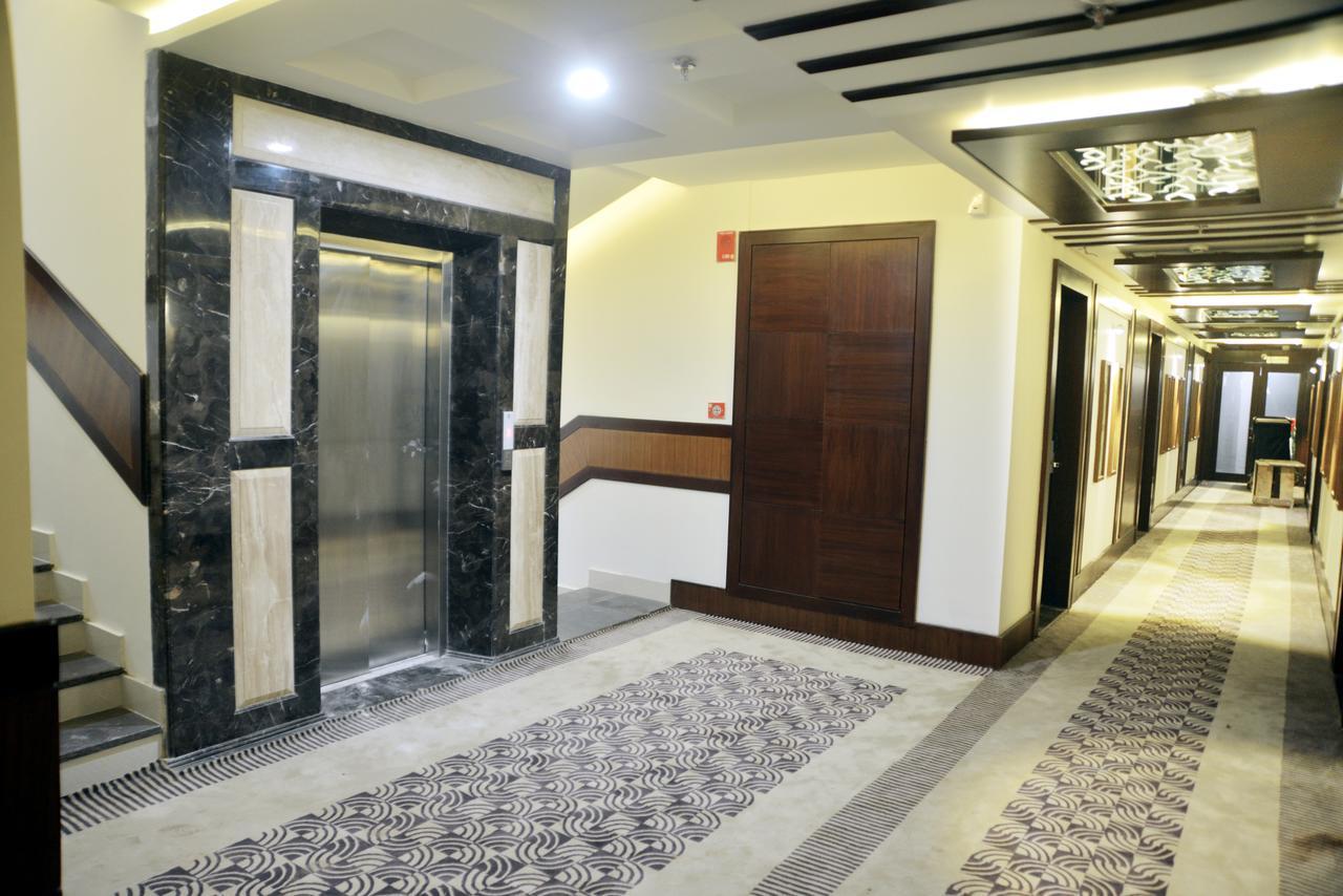 The Land Mark Varanasi Exterior photo