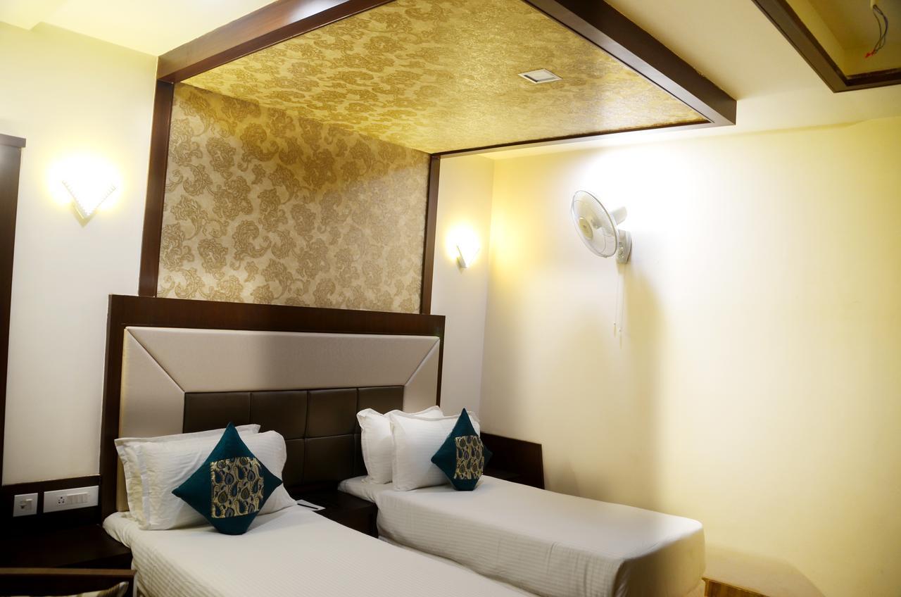 The Land Mark Varanasi Exterior photo