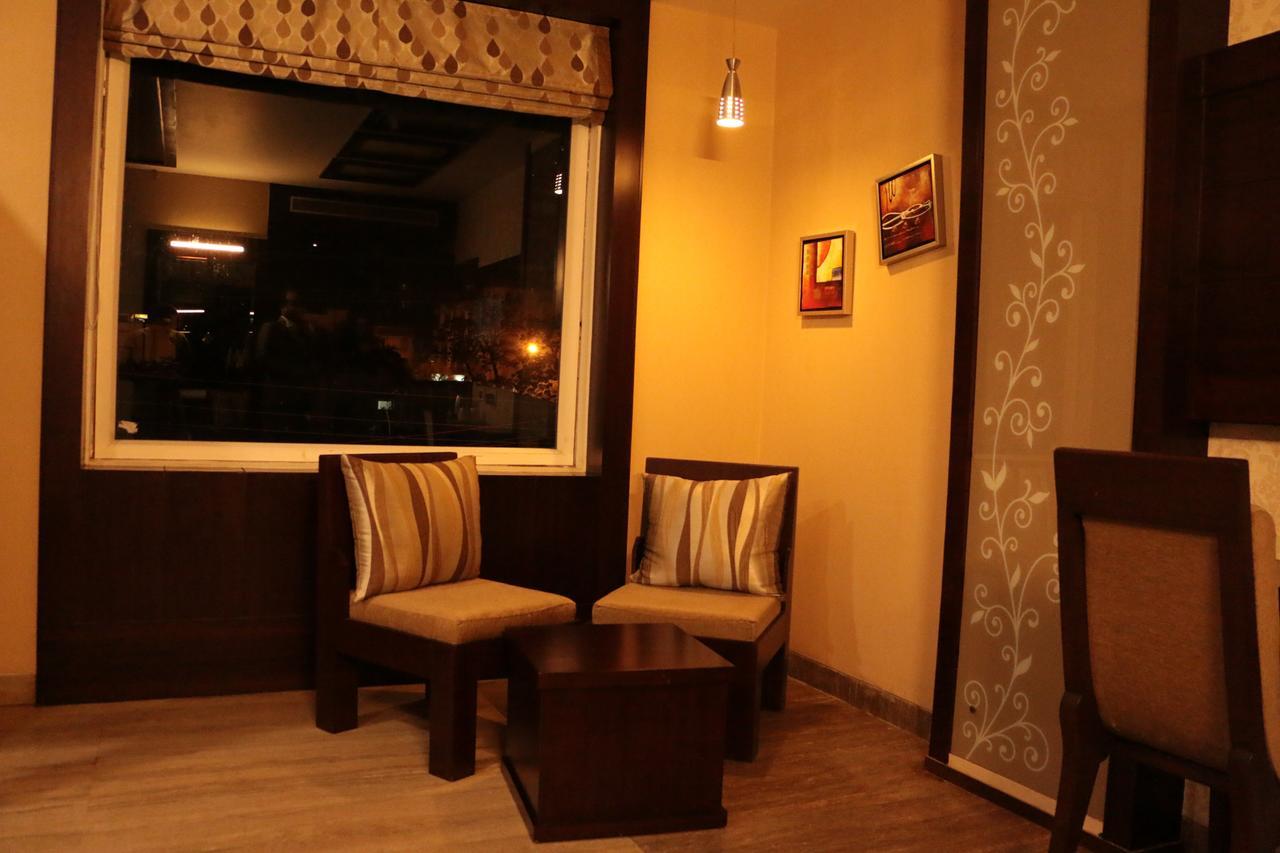 The Land Mark Varanasi Exterior photo